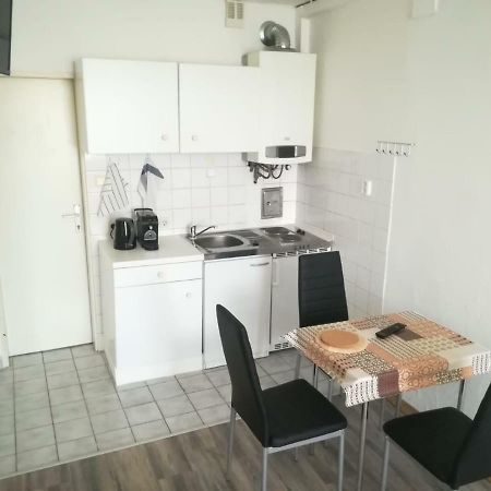 וינה Ferienwohnung Hietzing מראה חיצוני תמונה