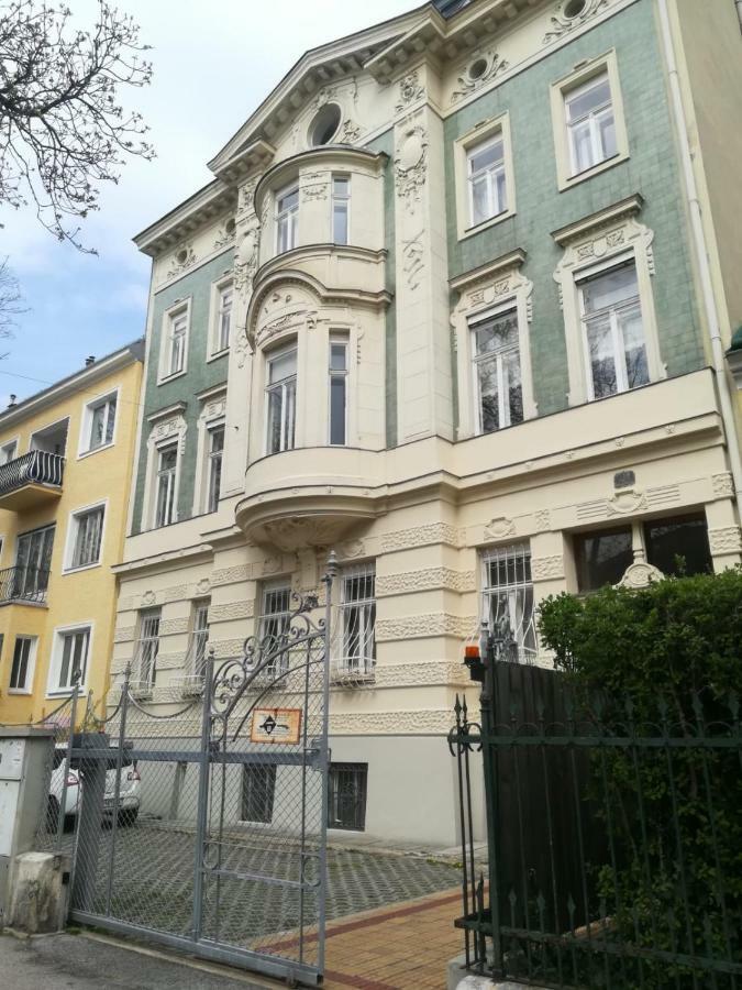 וינה Ferienwohnung Hietzing מראה חיצוני תמונה