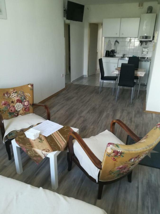 וינה Ferienwohnung Hietzing מראה חיצוני תמונה